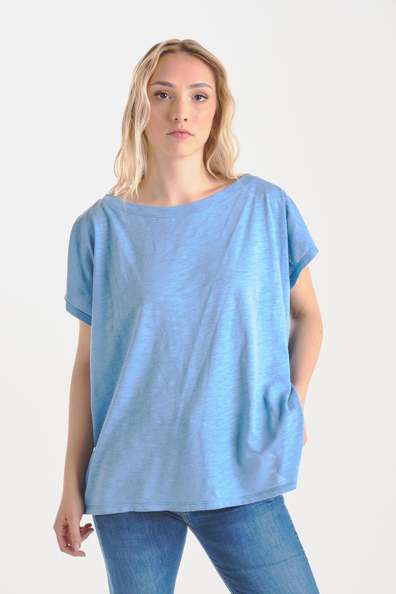 REMERA MANTARRAYA CELESTE